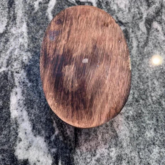 Vintage Hand Carved Potpourri or Trinket Box - Picture 6 of 9